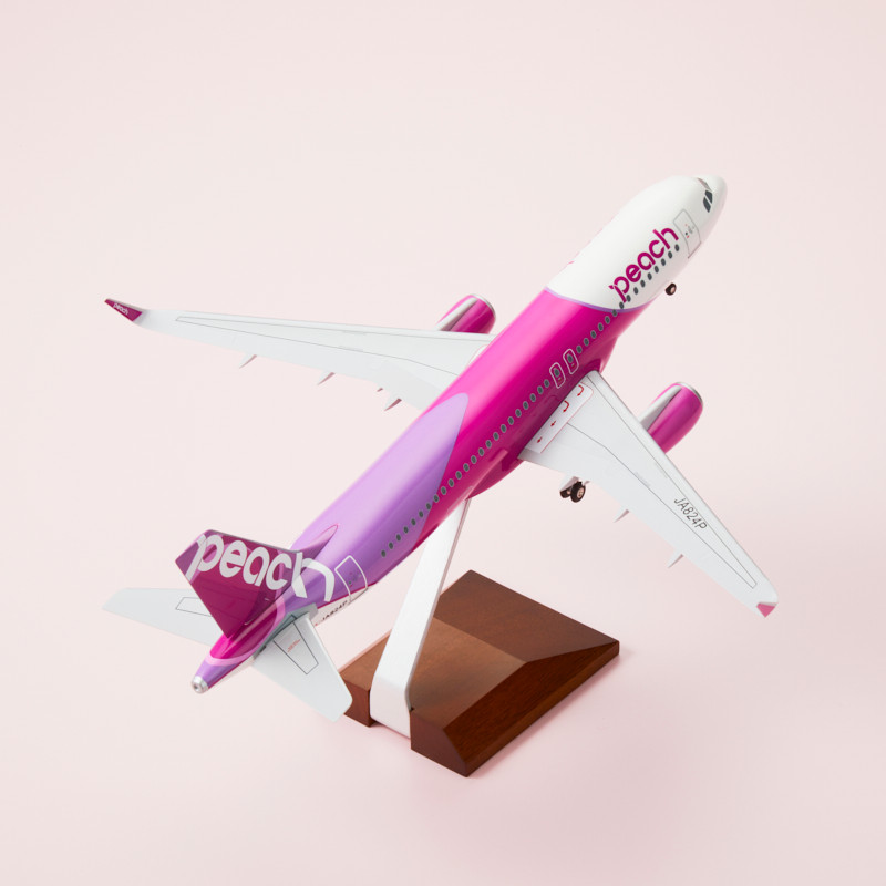 1:100 スケールモデル Peach A320 JA824P - Peach公式オンライン 