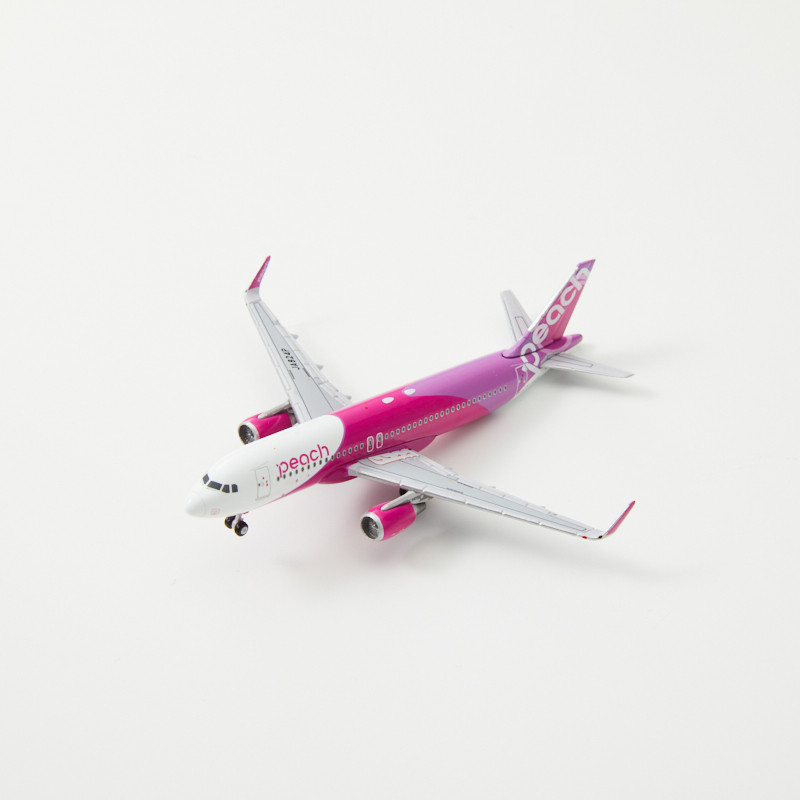 1:500 ダイキャストモデル Peach A320 JA824P - Peach公式オンラインショップ｜PEACH SHOP ONLINE