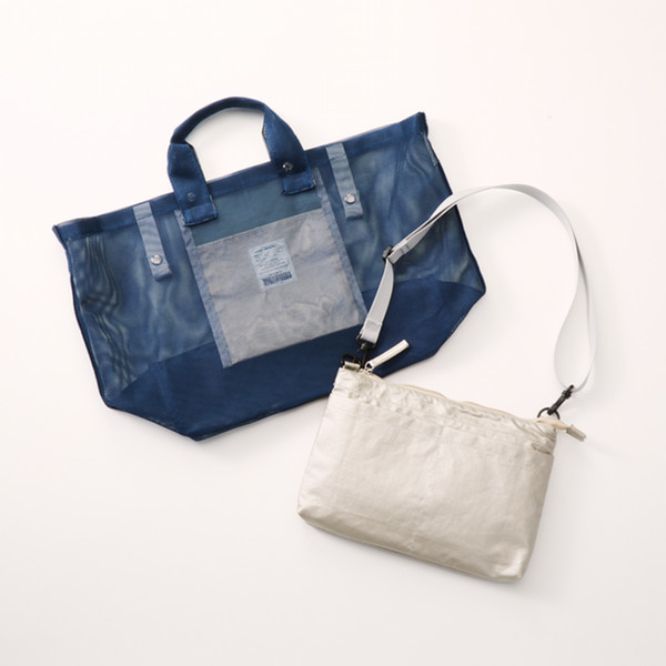 EARTHMADE HOLIDAY MESH TOTE M 　NAVY×SILVER
