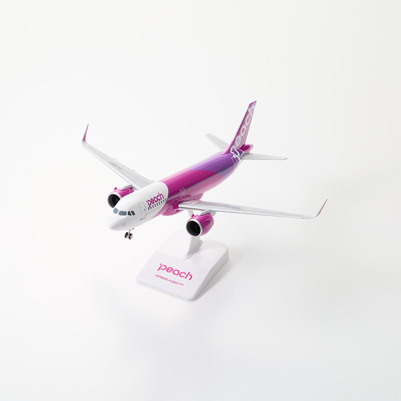 peach Airbus A320 1/100モデル 1:100 スケールモデル Peach A320neo JA215P - Peach公式